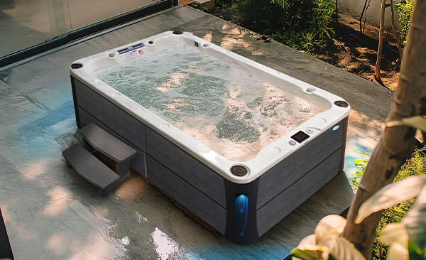Deck Series Minot hot tubs for sale